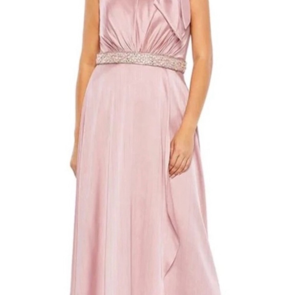 Elegant Pink Evening Gown